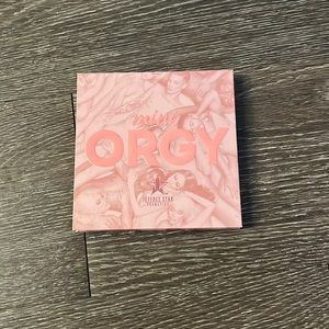 jeffree star mini orgy palette
